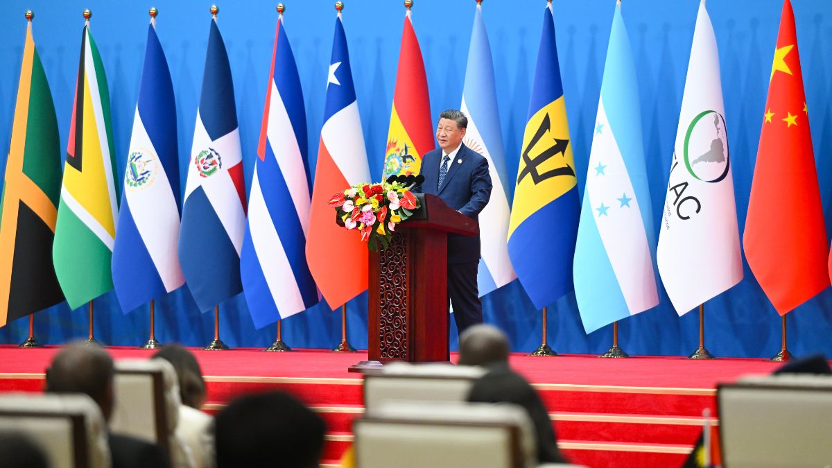 El presidente de China dice que el «bullying» arancelario «sólo lleva al autoaislamiento»