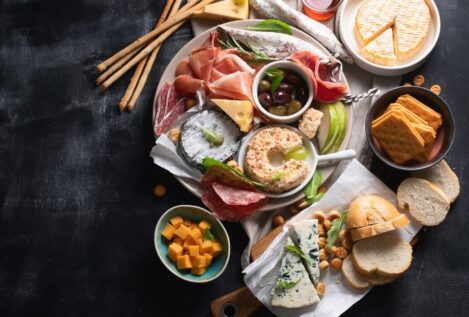 Soy nutricionista y a los 60 años debemos recuperar el aperitivo para no perder acidez