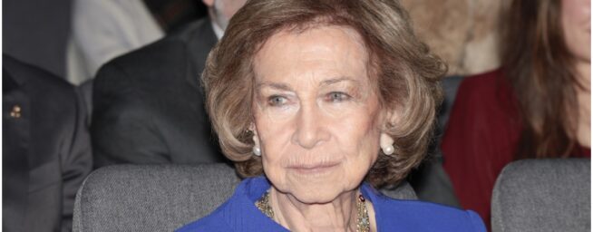 El diseñador manchego que ha conquistado a la reina Sofía (y que ha 'sustituido' a Valentino)