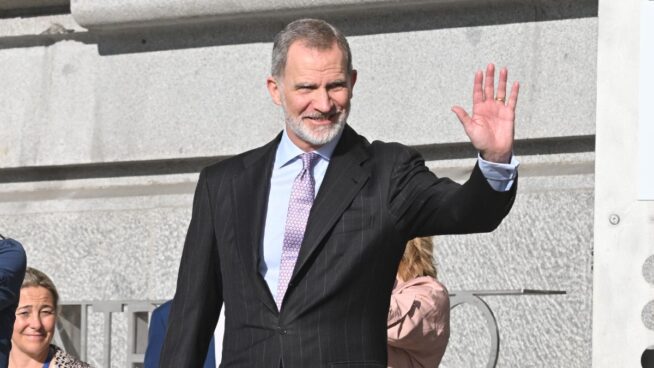 'Felipe VI' triunfa en una caseta de la Feria de Jerez: el vídeo de su doble que se ha hecho viral