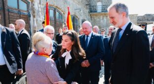 Los Reyes homenajean a los republicanos españoles de Mauthausen