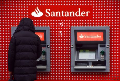 La gran banca ganó 8.487 millones hasta marzo, un 27% más, por efecto del nuevo impuesto