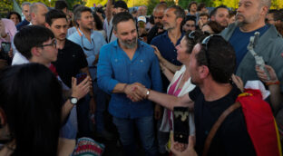 Vox pide a sus afiliados «unidad digital» en redes sociales para responder a las críticas