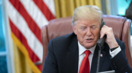 Trump pide a las agencias federales rescindir los contratos con la Universidad de Harvard