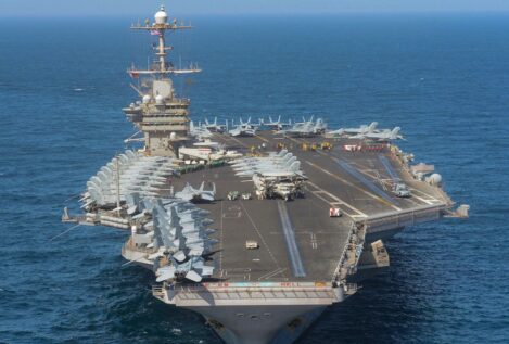 Hay un portaaviones que está avergonzando al Pentágono y poniéndoles la cara muy colorada