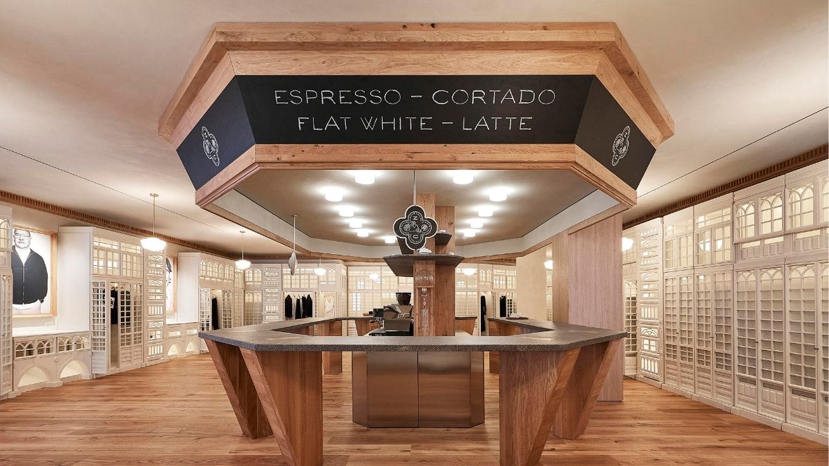 Se cumple medio siglo de la apertura de la primera tienda Zara, matriz del emporio Inditex