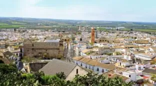 Los 12 pueblos más bonitos de España para disfrutar este verano