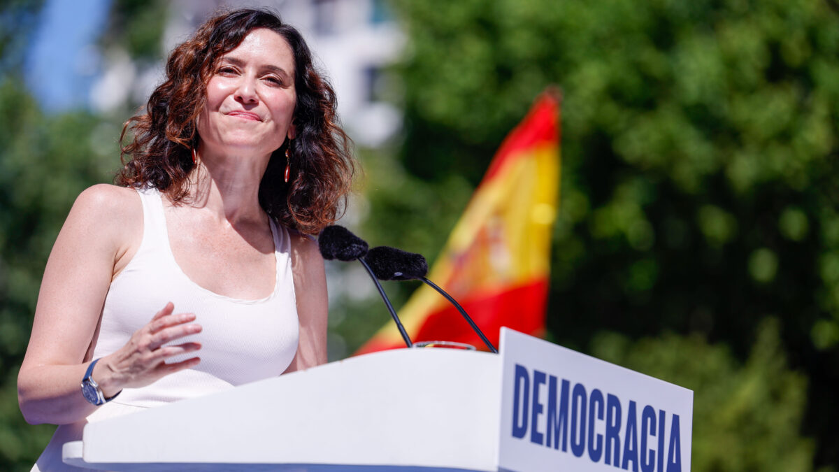 Afectados por el impuesto de Sucesiones lamentan que Ayuso no les reciba
