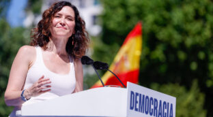 Afectados por el impuesto de Sucesiones lamentan que Ayuso no les reciba