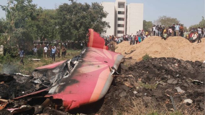 El CEO de Boeing no asistirá al Salón Aeronáutico de París tras el accidente en India