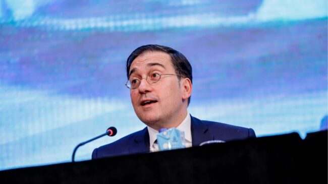 España firma la declaración de la UE que abre la puerta al veto de proveedores chinos