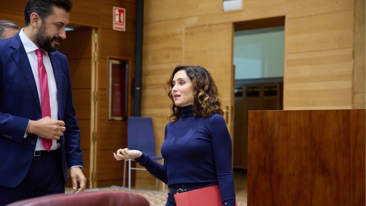 Ayuso carga contra el Gobierno por su «ofensiva» contra la Real Casa de Correos
