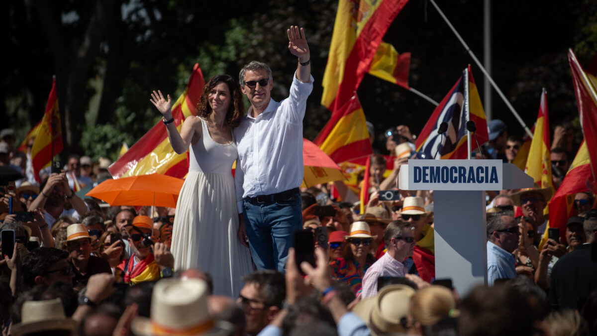 Dirigentes del PP consideran un «apaño» las primarias para evitar el choque con Ayuso