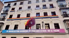 Madrid pide la retirada las banderas LGTB del edificio de grupos municipales