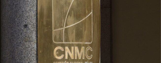 Cuatro consejeros de la CNMC no apoyaron el revés a las eléctricas en la red por riesgo legal