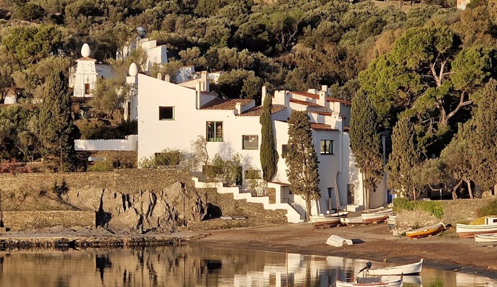 Cadaqués (Girona)| Town in Spain