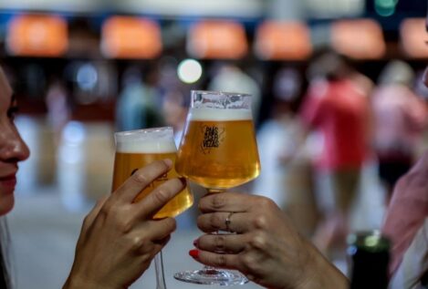 La venta de cerveza en España suma dos años de caída, algo que no pasaba desde 2008