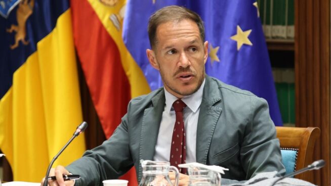 Podemos exige la dimisión del consejero de Transición canario tras el apagón en La Palma