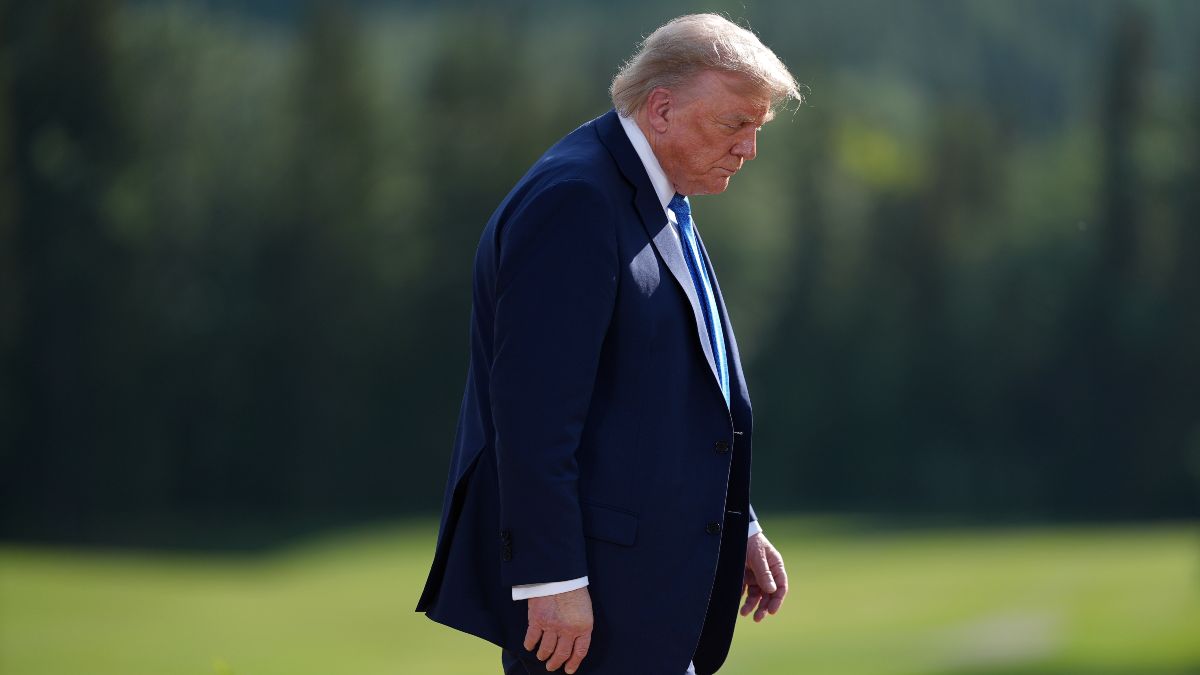 Trump amenaza con asesinar al líder supremo de Irán: «No vamos a eliminarlo por ahora»
