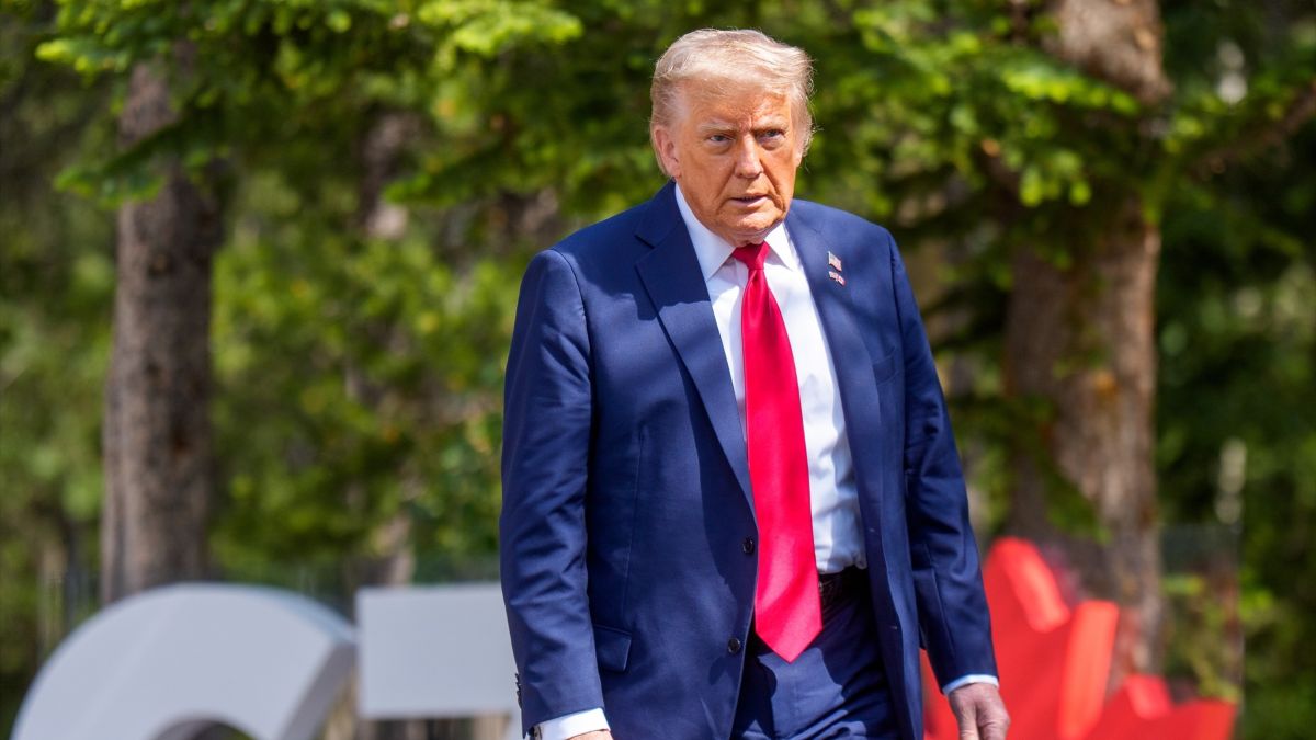 Trump no descarta un posible ataque a Irán: «Puede que lo haga o puede que no»
