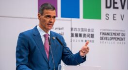 Sánchez propone un impuesto contra los billetes de avión en primera clase y jets privados
