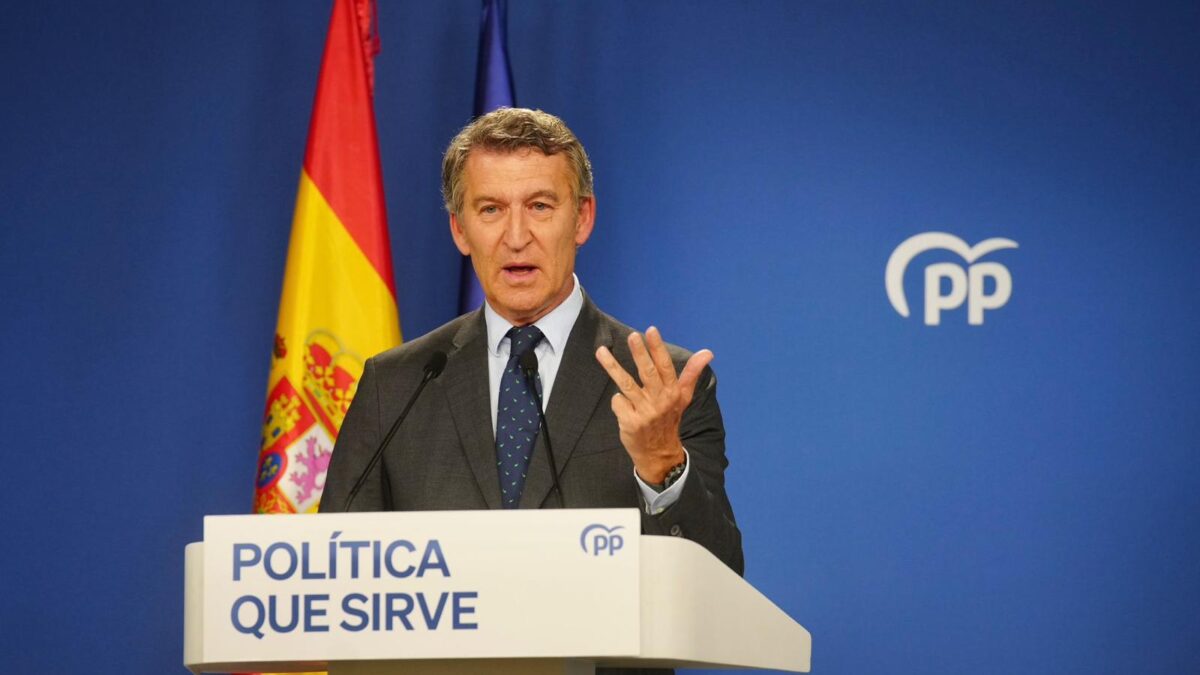 Feijóo advierte a Sánchez de que «es imposible sacudirse su responsabilidad. La tiene toda»