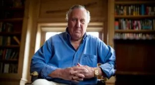 El día que Frederick Forsyth no pudo hablar en español