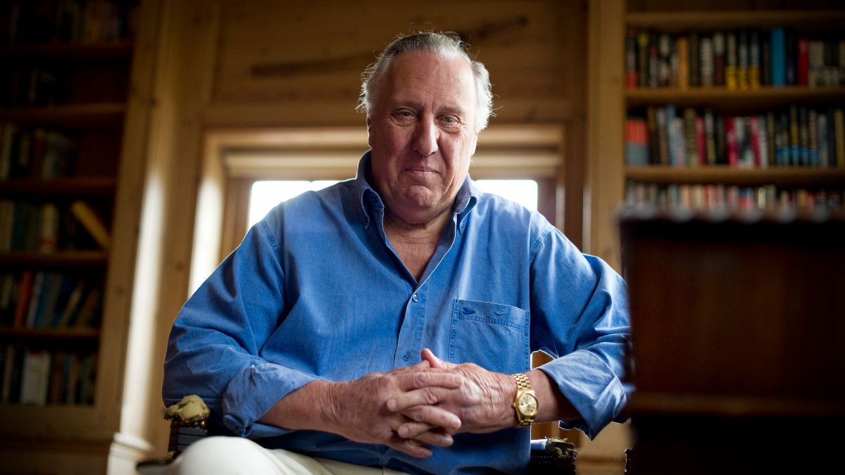 El día que Frederick Forsyth no pudo hablar en español