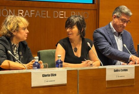 Hay Derecho denuncia que más del 80% de los parlamentarios oculta reuniones con 'lobbies'