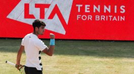Alcaraz se lleva el duelo español contra Bautista y avanza a la final del torneo de Queen's