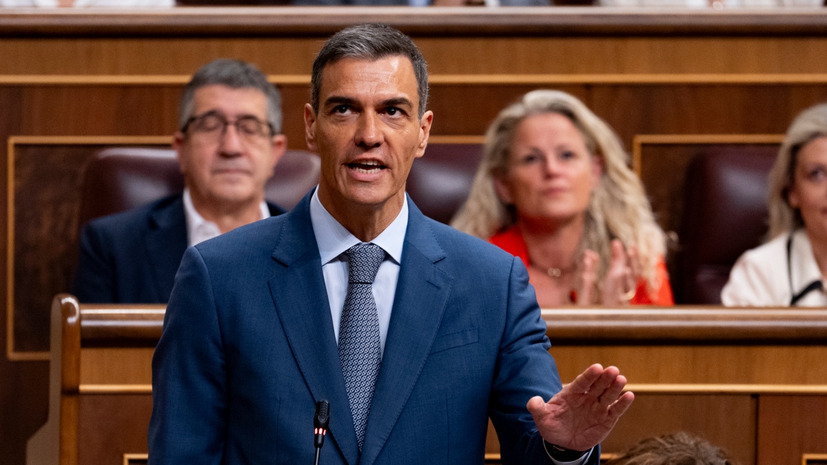 El PSOE vuelve a presumir de «limpieza» ante el ‘caso Ábalos’ y el PP insiste en las elecciones