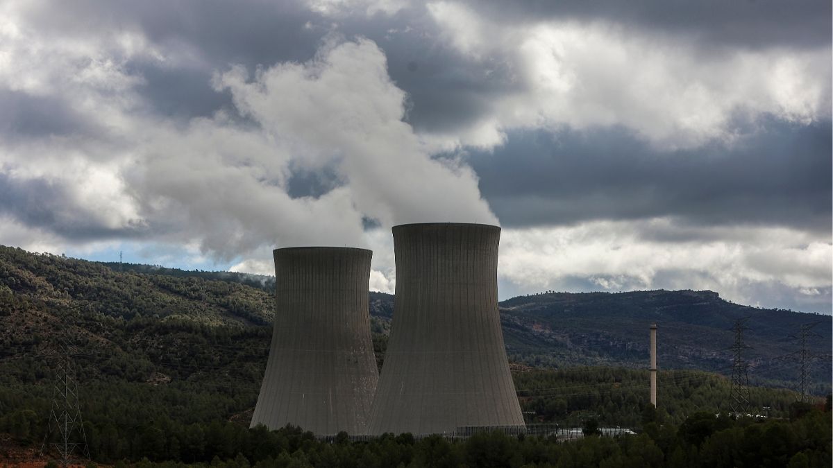 La UE deberá invertir 241.000 millones en energía nuclear hasta 2050, según Bruselas