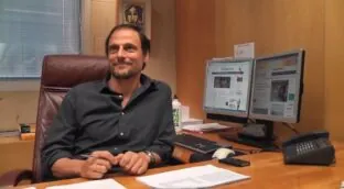 Jan Martínez-Ahrens sustituye a Pepa Bueno como director de 'El País'