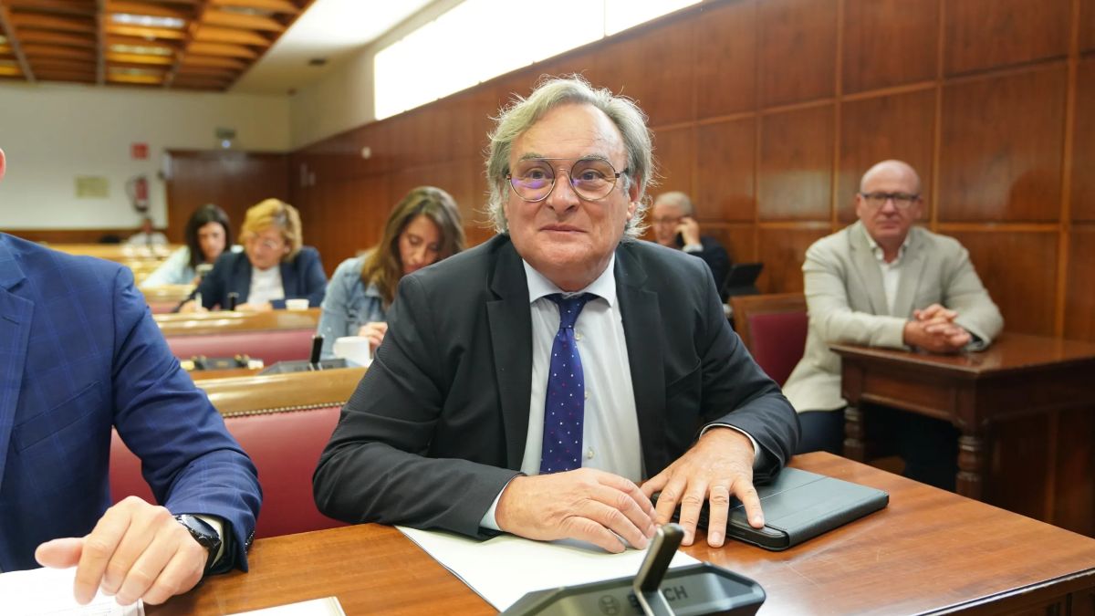 El alcalde cántabro del PP que echó a Leire Díez: «No tiene escrúpulos y es capaz de todo»