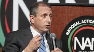 El Servicio de Inmigración detiene a un candidato a la alcaldía de Nueva York