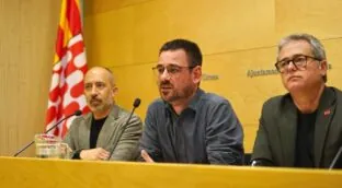 La CUP desahucia a una familia okupa en Gerona y desata las críticas de los sindicatos