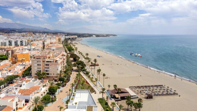 El hito de Estepona: de 300 millones de deuda socialista a superávit económico en diez años