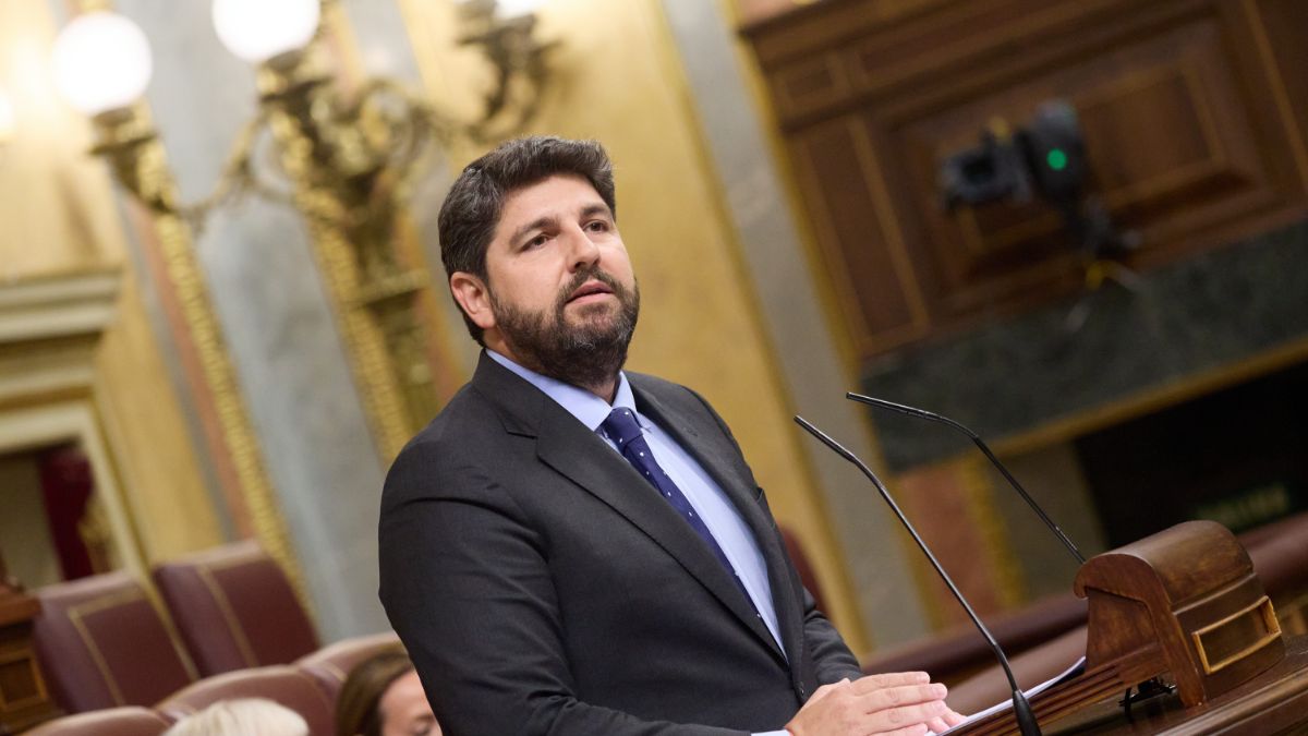 Miras anuncia un acuerdo con Vox para aprobar los presupuestos autonómicos de Murcia