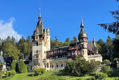 Este es el castillo de Rumanía que fue el primero en tener electricidad en Europa