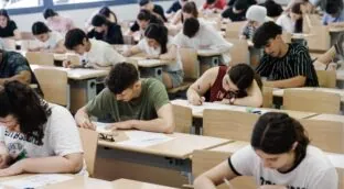 El desastre del MIR: el examen de 2026 bate récord de preguntas anuladas