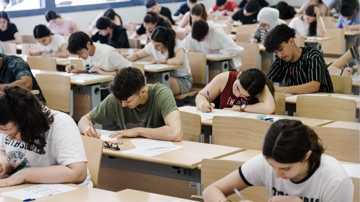Récord de peticiones de becas: 1,43 millones de solicitudes para el próximo curso
