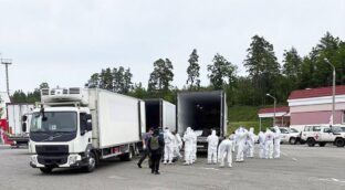 Moscú entrega 6.000 cadáveres ucranianos como parte de los acuerdos de Estambul