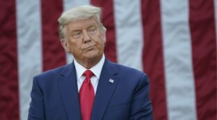 El Senado de EEUU aprueba la polémica ley de Trump que dividió a los republicanos