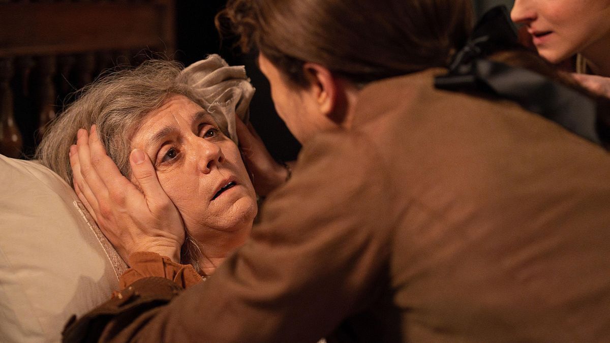 ‘Valle salvaje’, capítulo 190: la madre de Atanasio agoniza y Julio engaña a Rafael