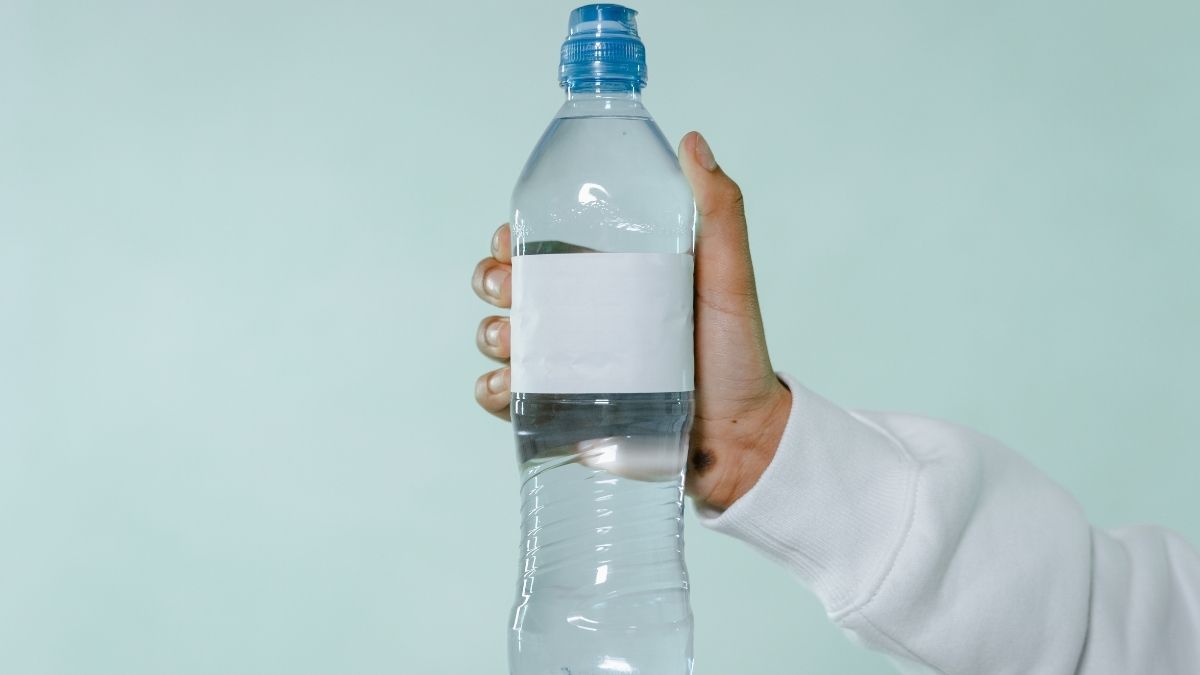 Alberto Olivares, divulgador: «El agua de mar puede ayudar con úlceras y reducir el estrés»