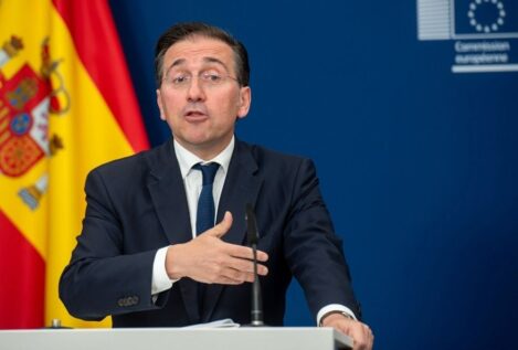 Albares anuncia la evacuación de 40 españoles desde Irán por la escalada bélica con Israel