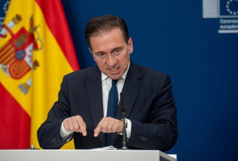 Albares afirma tener un «buen concepto» de Cerdán y ciñe a «rumores» el informe de la UCO