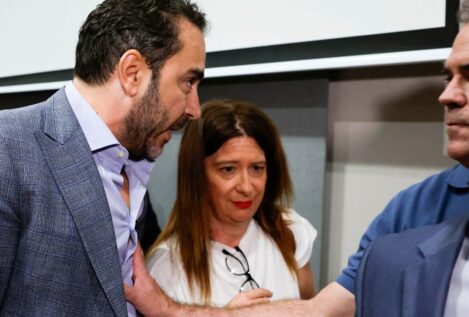 Aldama revienta el acto de Leire Díez: «No sabe lo que ha hecho. Verá Sánchez qué va a pasar»