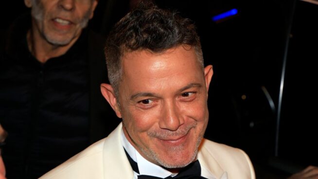 Alejandro Sanz descubre el peligro que tiene dejar un corazón 'partío'