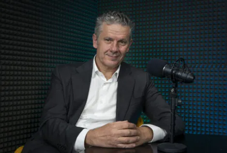 Roberto Arce: «La juventud ya no se fía de los medios y eso es tremendo»